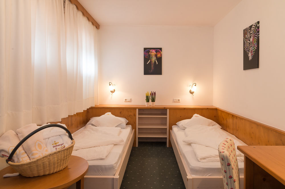 Hotel Hellweger Campo Tures Buitenkant foto